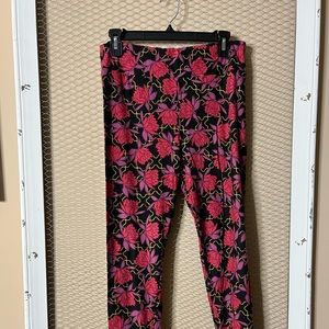 LuLaRoe Leggings TC Lotus Flowers